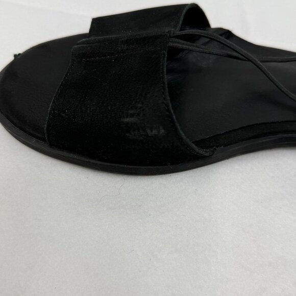 Eileen Fisher Black Suede Flat Sandals Womens Size 9 Back Zipper Open Toe Design - Picture 9 of 10